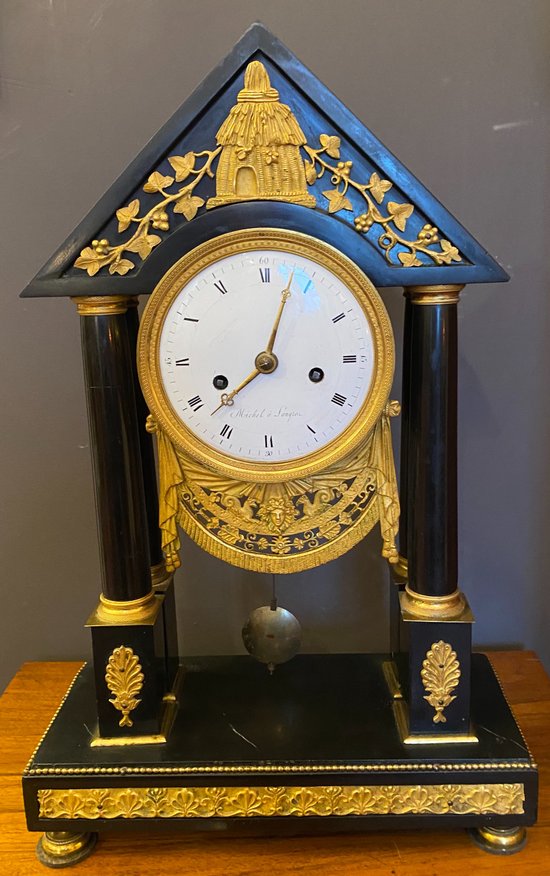 Orologio d'epoca Direttorio, arredamento alveare