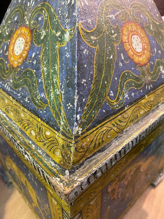 XVIIITH INDIAN WEDDING CHEST