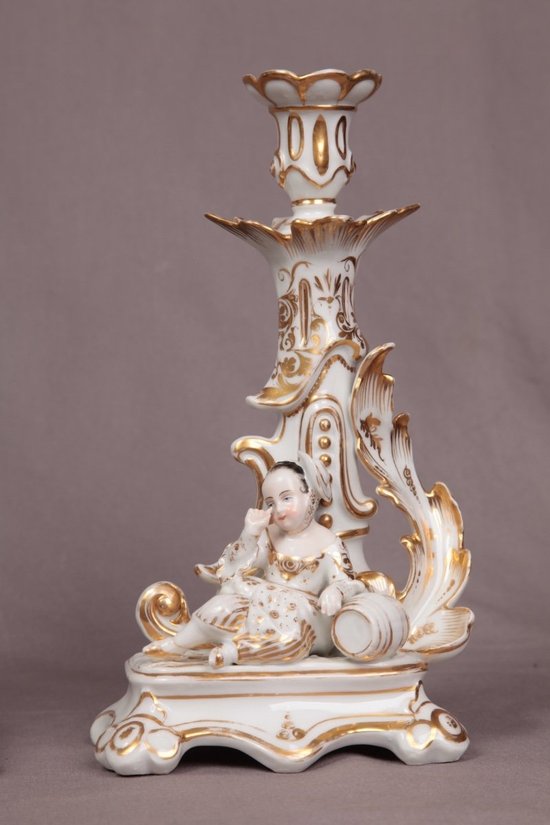 Bella coppia di candelieri in porcellana Vecchia Parigi del XIX secolo