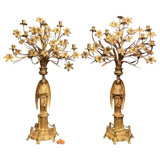 Important pair of candelabras