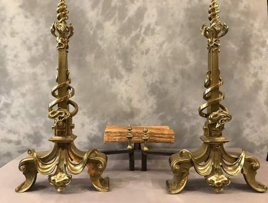 Bella coppia di alari in bronzo del periodo Art Nouveau nello stile di Guimard