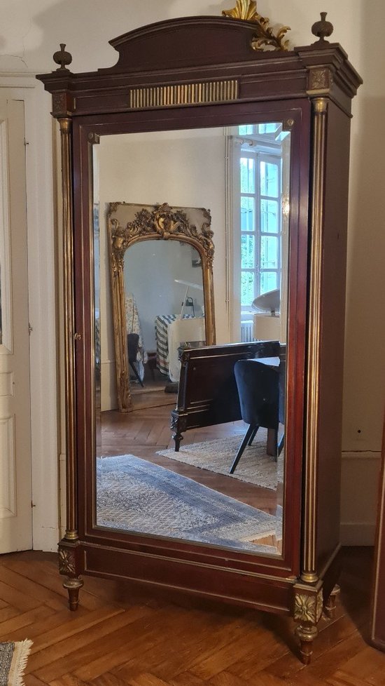 Chambre à Coucher Style Louis XVI En Acajou