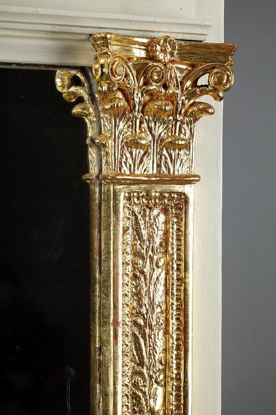 Grande specchio Trumeau in legno e stucco dorato di epoca Impero, XIX secolo