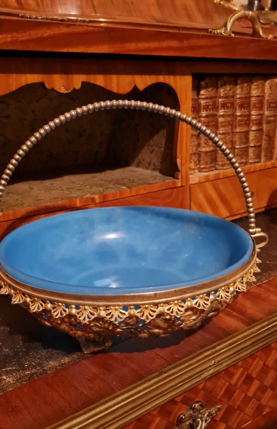 Coupe En Opaline Bleu, Monture En Métal Doré,  XIX ème Siècle 