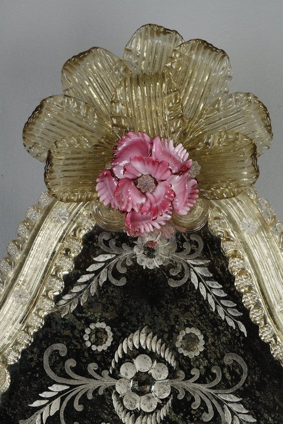 Specchio rococò con perle in vetro di Murano, inizio '900