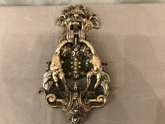 Beautiful Bronze Polished And Varnished Doorknocker Late 18th Century