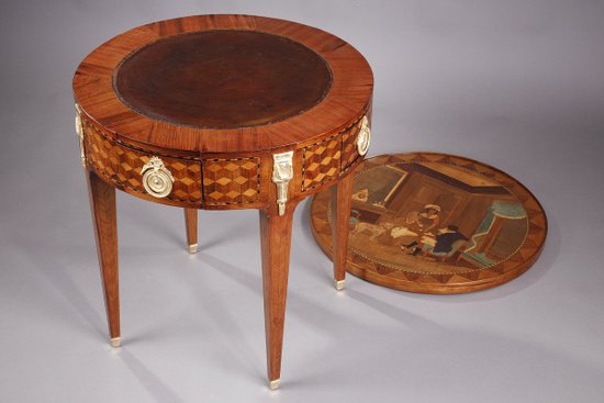 Table à Jeu Et Son Bouchon à Décor De Marqueterie Style Louis XVI