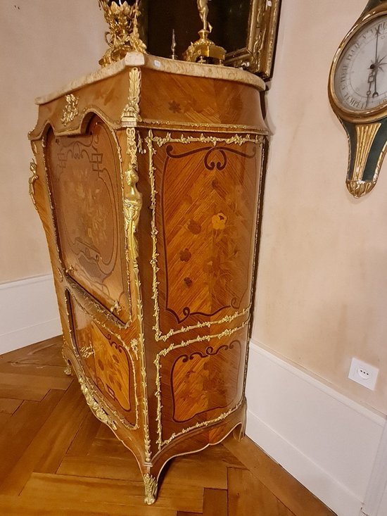 Intarsienmöbel, Stil Louis XV