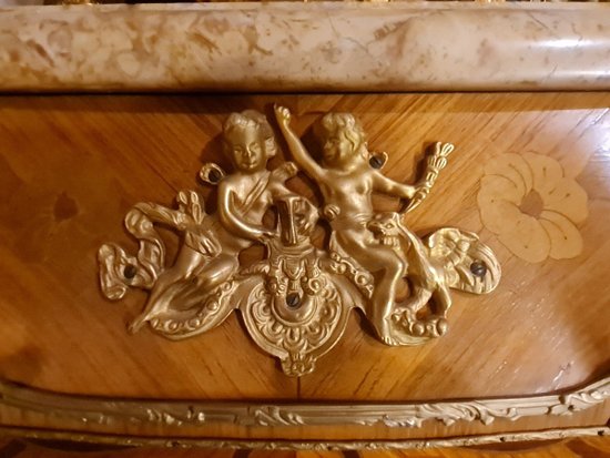 Intarsienmöbel, Stil Louis XV