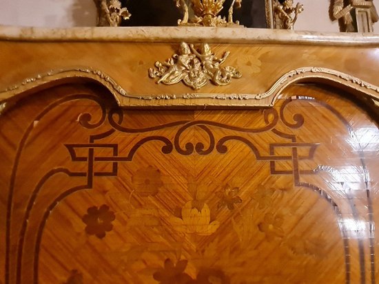 Intarsienmöbel, Stil Louis XV