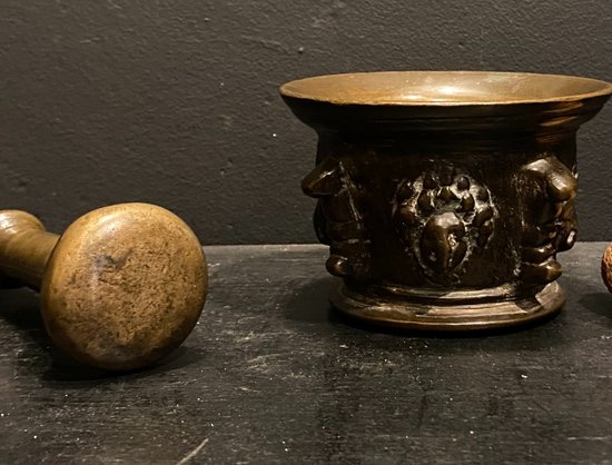 piccolo mortaio in bronzo del XVII secolo