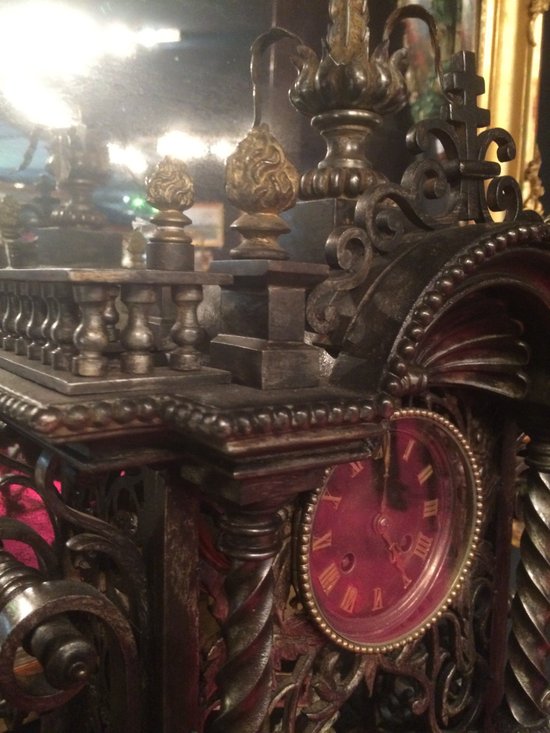Stezle clock, with the arms of Lorraine