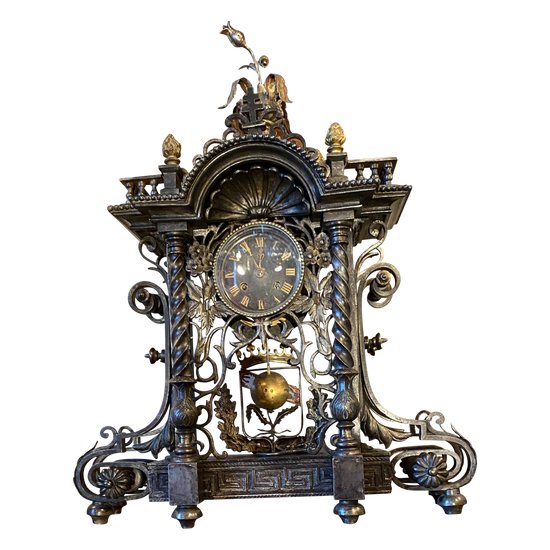Stezle clock, with the arms of Lorraine