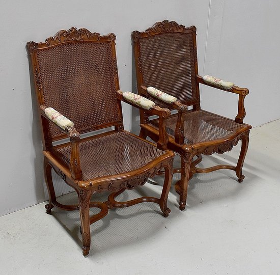 Pair of solid Walnut Caned Armchairs, Regency style - 1910 / 1920