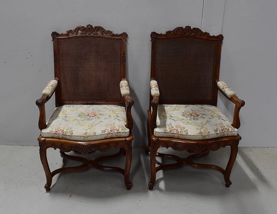 Pair of solid Walnut Caned Armchairs, Regency style - 1910 / 1920
