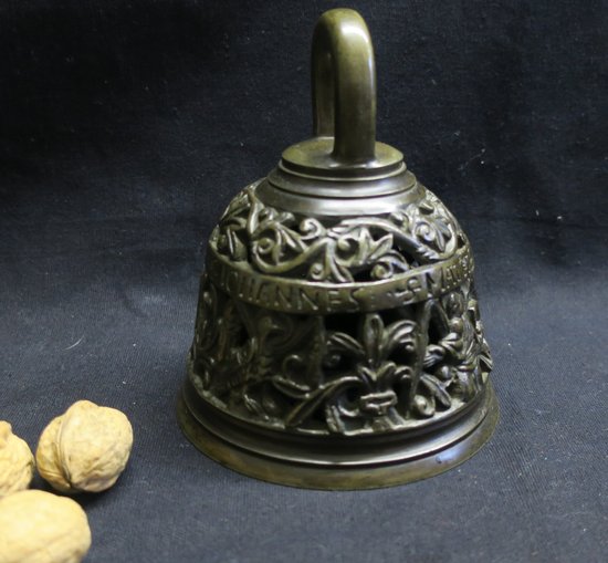 cloche en bronze 