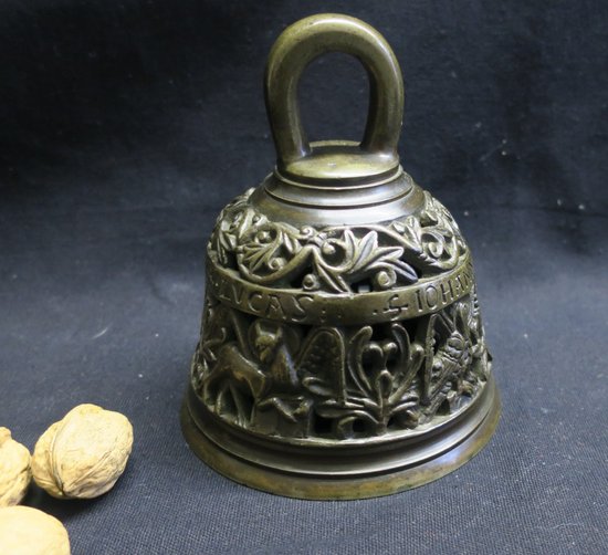 cloche en bronze 
