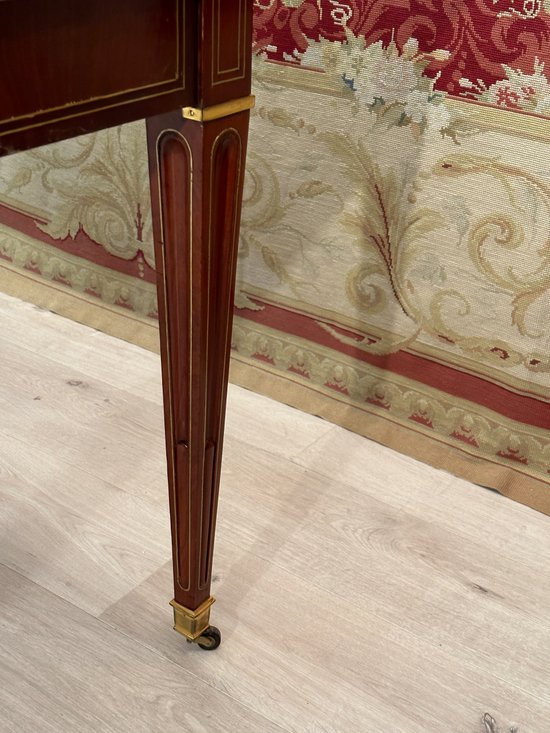 Rare Table De Salle A Manger En Acajou De Style Louis XVI XVIIIème Siècle.