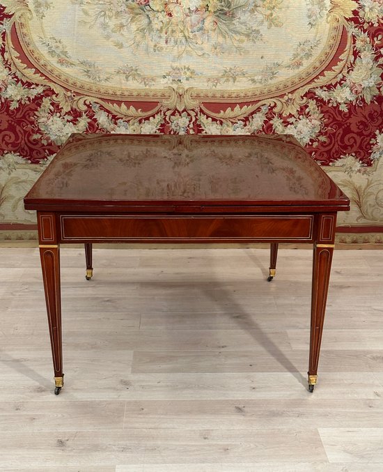 Rare Table De Salle A Manger En Acajou De Style Louis XVI XVIIIème Siècle.