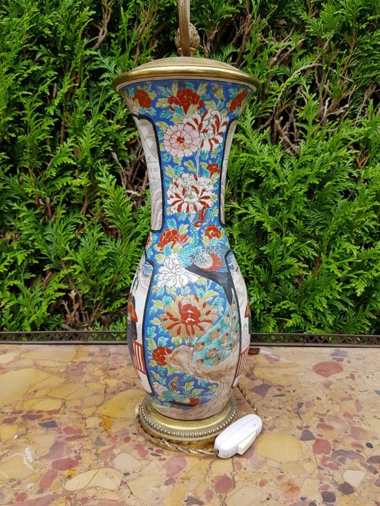Lampada in porcellana giapponese fine XIX secolo