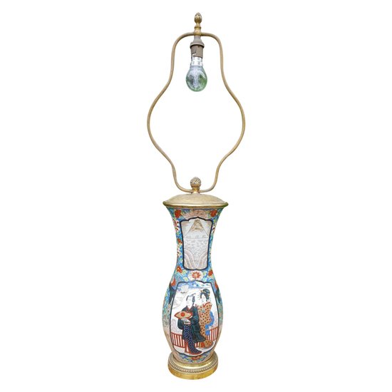 Lampada in porcellana giapponese fine XIX secolo