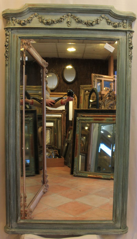 Grand Miroir Bois Sculpté Et Patiné, Glace Biseautée 99 X 168 Cm