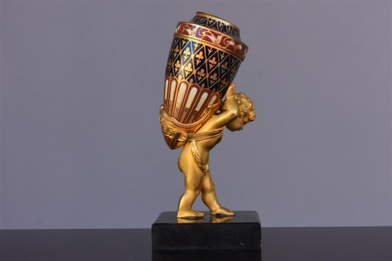 Soliflore En Bronze Doré Napoléon III Et Cloisonné Au Bébé Porteur XIXème