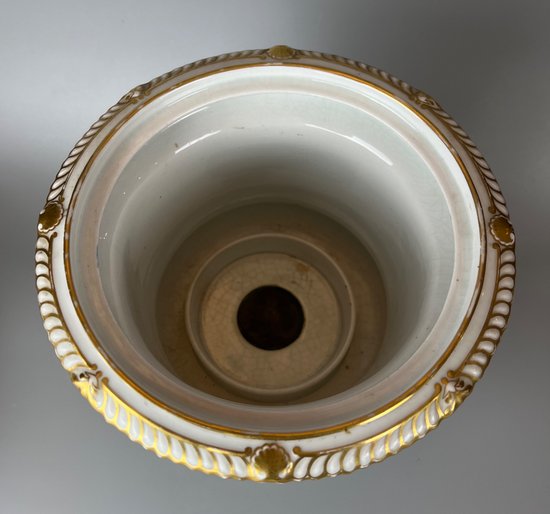 Ein prächtiger Obstkühler von Chamberlain Worcester (Royal Worcester) aus der Zeit um 1810-20 in Campagna-Form.