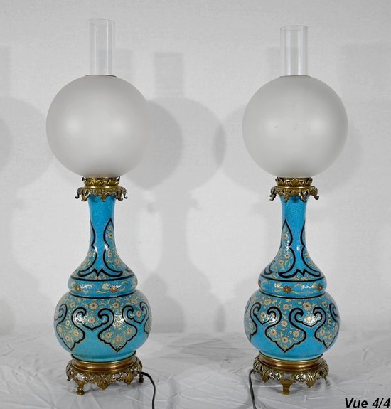 Coppia di lampade in porcellana e bronzo, Napoleone III - metà del XIX secolo