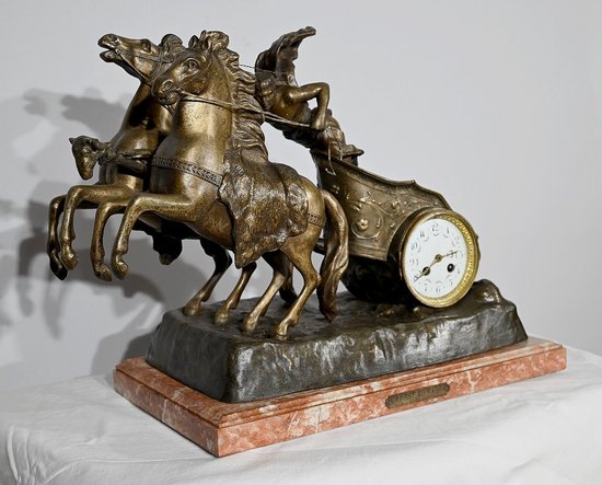 Importante Horloge en Régule « Course Romaine » de X.Raphanel – Fin XIXe