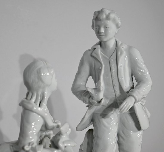 Earthenware " Couple of Galants ", after F.Boucher, Sèvres - End of XIXth century