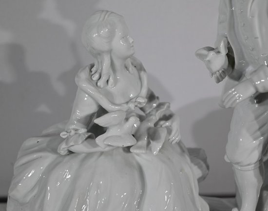 Earthenware " Couple of Galants ", after F.Boucher, Sèvres - End of XIXth century
