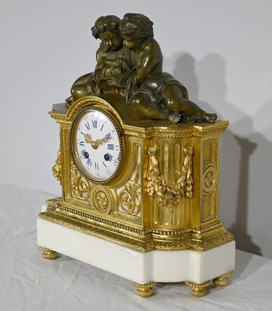 Bronze and marble clock, Louis XVI style, Napoleon III period - Middle 19th century
