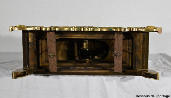 Important Clock in Gilded Bronze - 1st part XIXth century