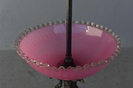 Rare Lampadaire En Métal Argenté Et Opaline Rose Par Maison Christofle époque 1900