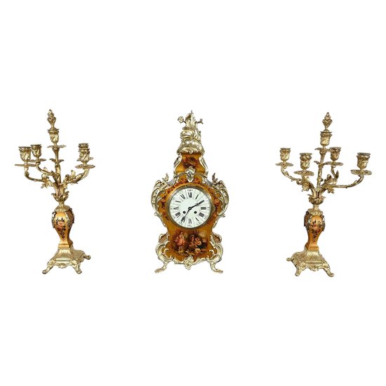 Important Gilded Bronze and Martin Varnish Mantel Set, Louis XV style - Mid 19th century