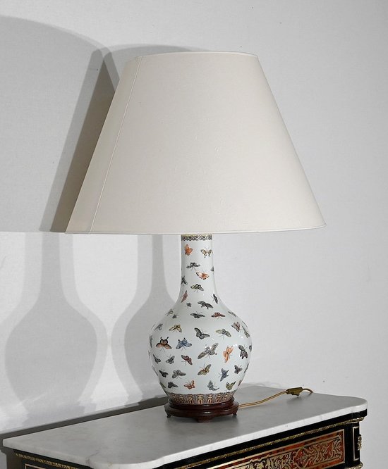 Bedeutende Lampe "Schmetterlinge" aus China Porzellan - 1960