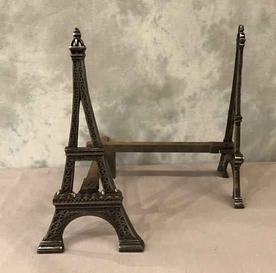 Chenets  Ancien En Fonte poli Représentant La Tour Eiffel Vers 1900