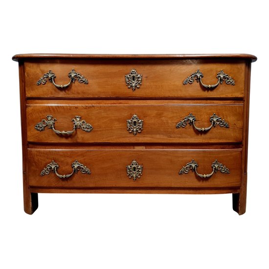  Louis XIV period arched chest of drawers in walnut circa 1720