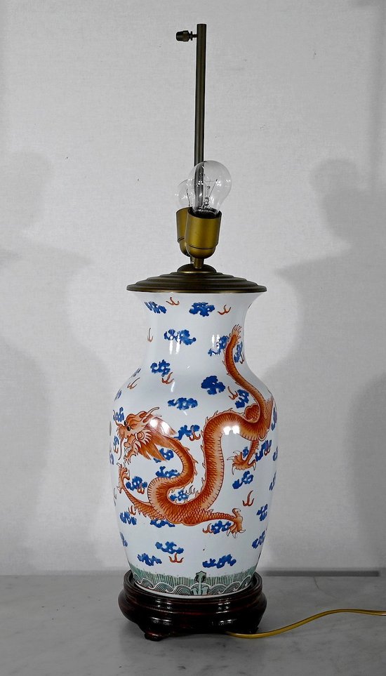 Bedeutende Lampe "Drachen" aus China Porzellan - 1960