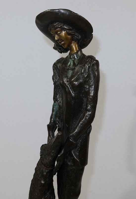 Importante bronzo "La dama con il levriero" dopo D. Chiparus - XX secolo