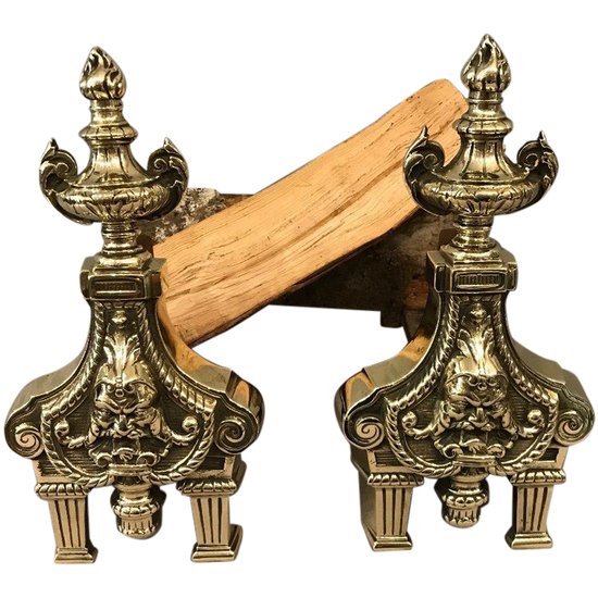 Coppia di antichi candelabri in bronzo del XIX secolo in stile Luigi XVI