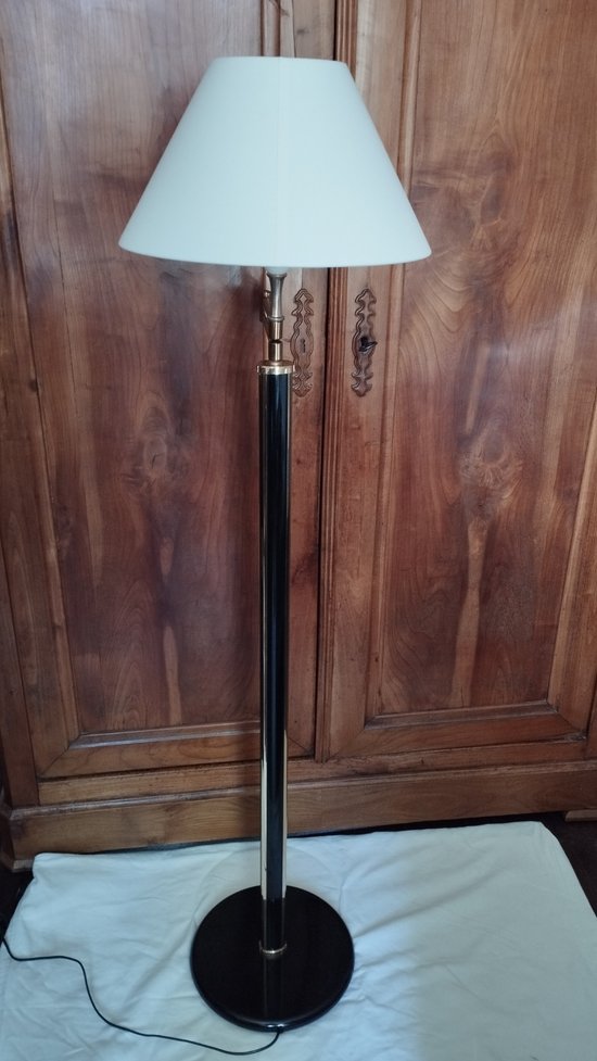 Articulated reading lamp circa 1980