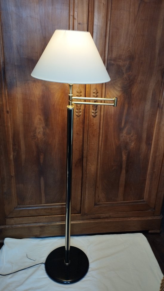 Articulated reading lamp circa 1980