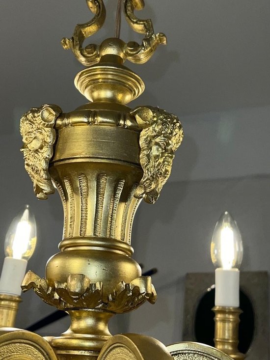Gilded Bronze Chandelier of Renaissance style XIXth century decorated with heads of Mascaron