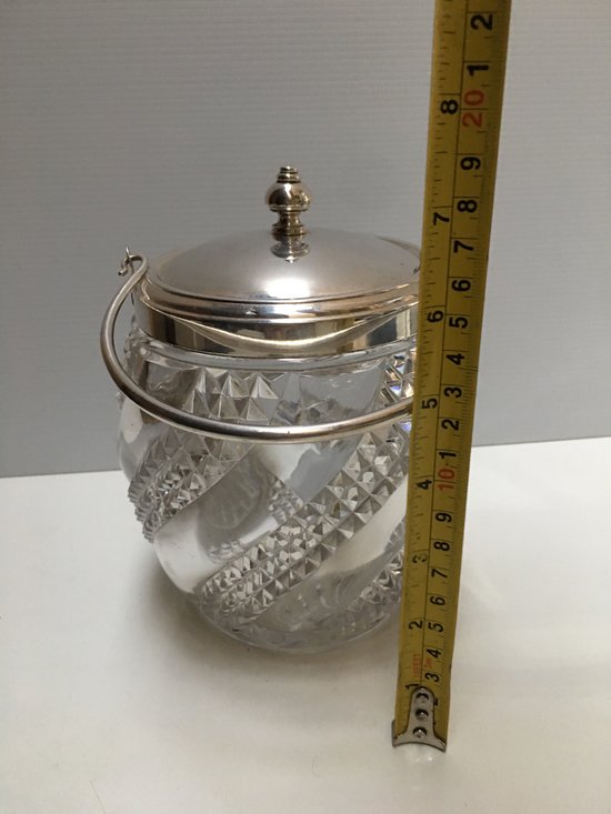 BACCARAT cookie jar around 1900