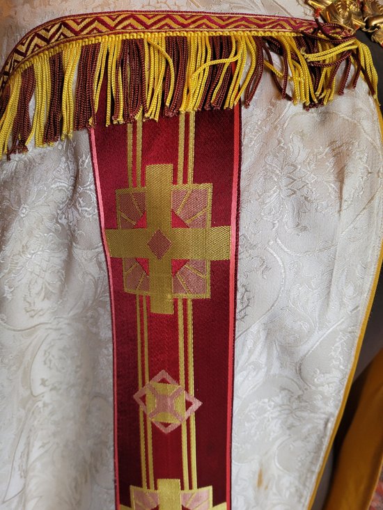 Religiöser Hut im Art-Deco-Stil aus Damast Epoche miliey XX. Jahrhundert