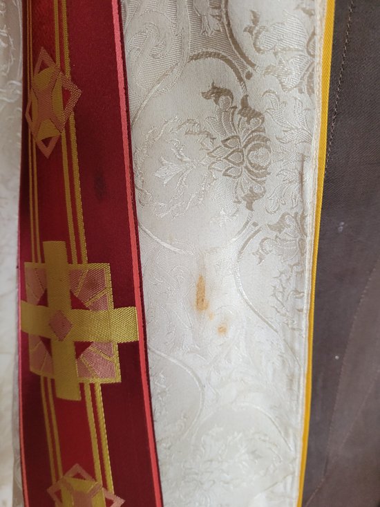 Religiöser Hut im Art-Deco-Stil aus Damast Epoche miliey XX. Jahrhundert