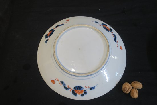 Pair of Imari dishes