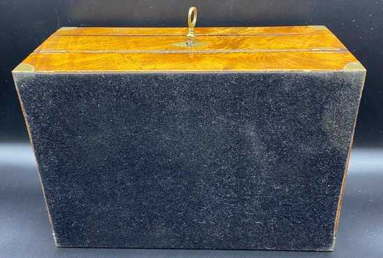 TRAVEL BOX & ACCESSORIES 1840